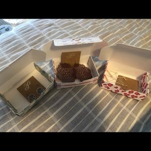 Brand new Plunder earrings